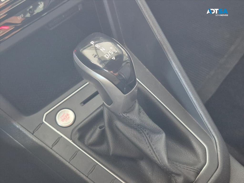 VOLKSWAGEN VIRTUS 1.0 200 TSI HIGHLINE AUTOMÁTICO
