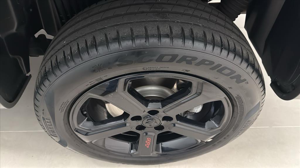 RAMPAGE 2.0 HURRICANE 4 TURBO GASOLINA R/T 4X4 AUTOMÁTICO12