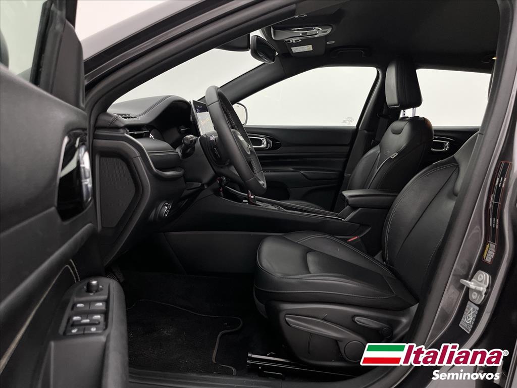COMPASS 1.3 T270 TURBO FLEX LONGITUDE 80 ANOS AT6