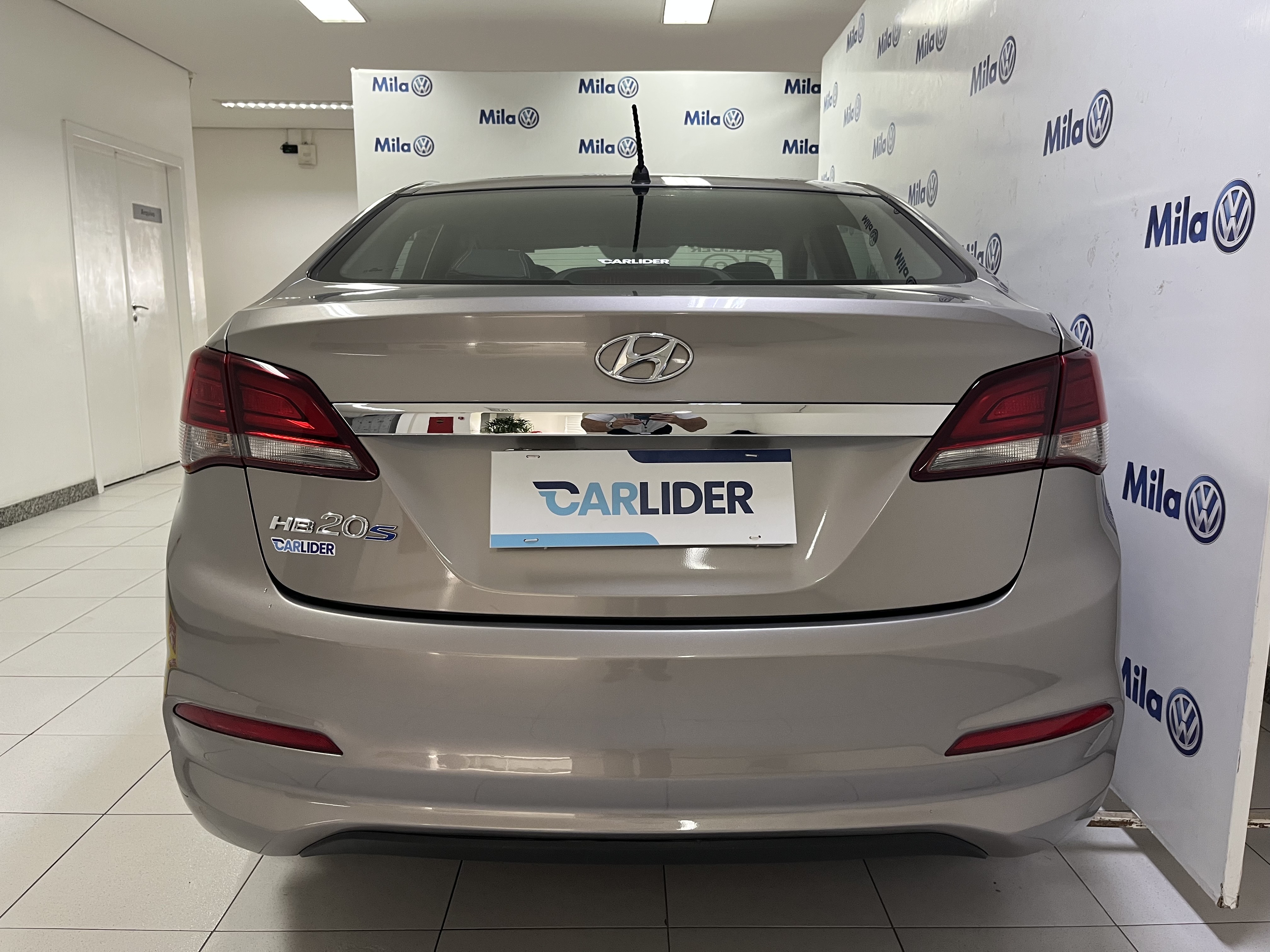 HB20S 1.0 COMFORT PLUS 12V FLEX 4P MANUAL3