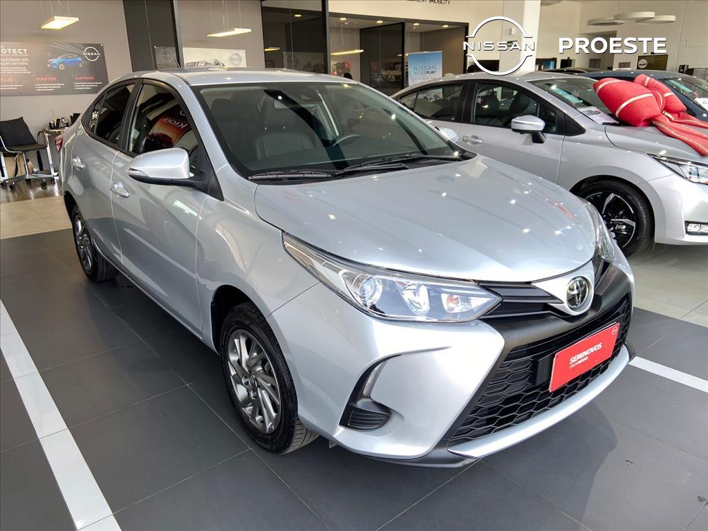 YARIS 1.5 16V FLEX SEDAN XS CONNECT MULTIDRIVE YARIS 1.5 16V FLEX SEDAN XS CONNECT MULTIDRIVE