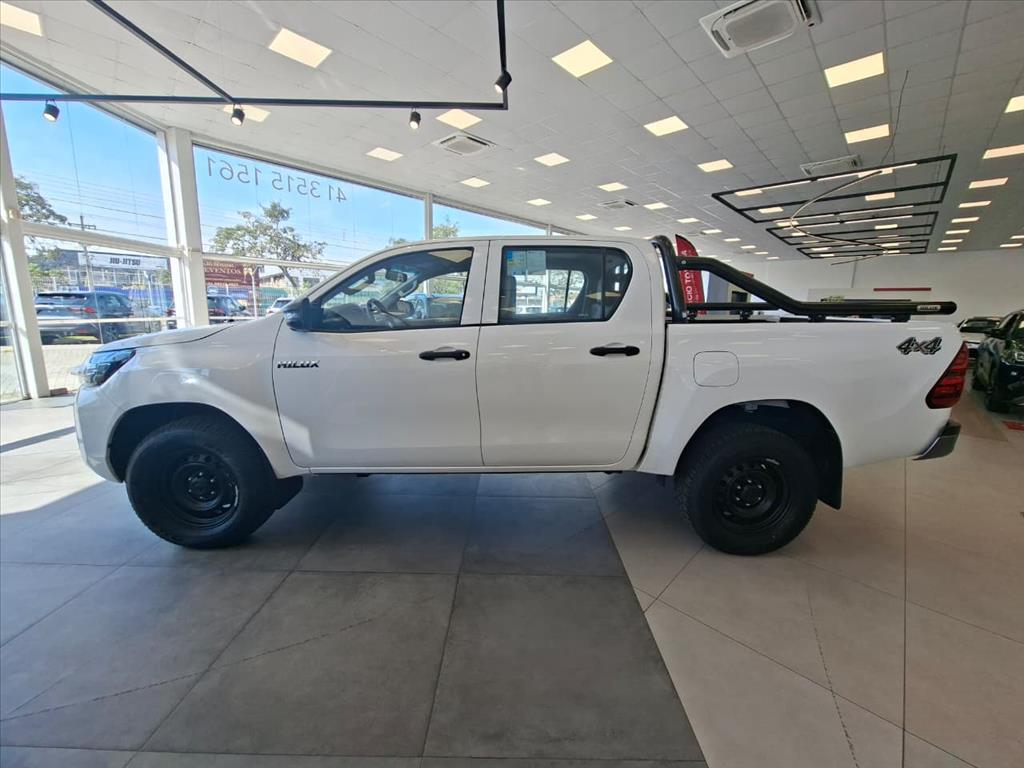 HILUX 2.8 D-4D TURBO DIESEL CD SRX 4X4 AUTOMÁTICO3