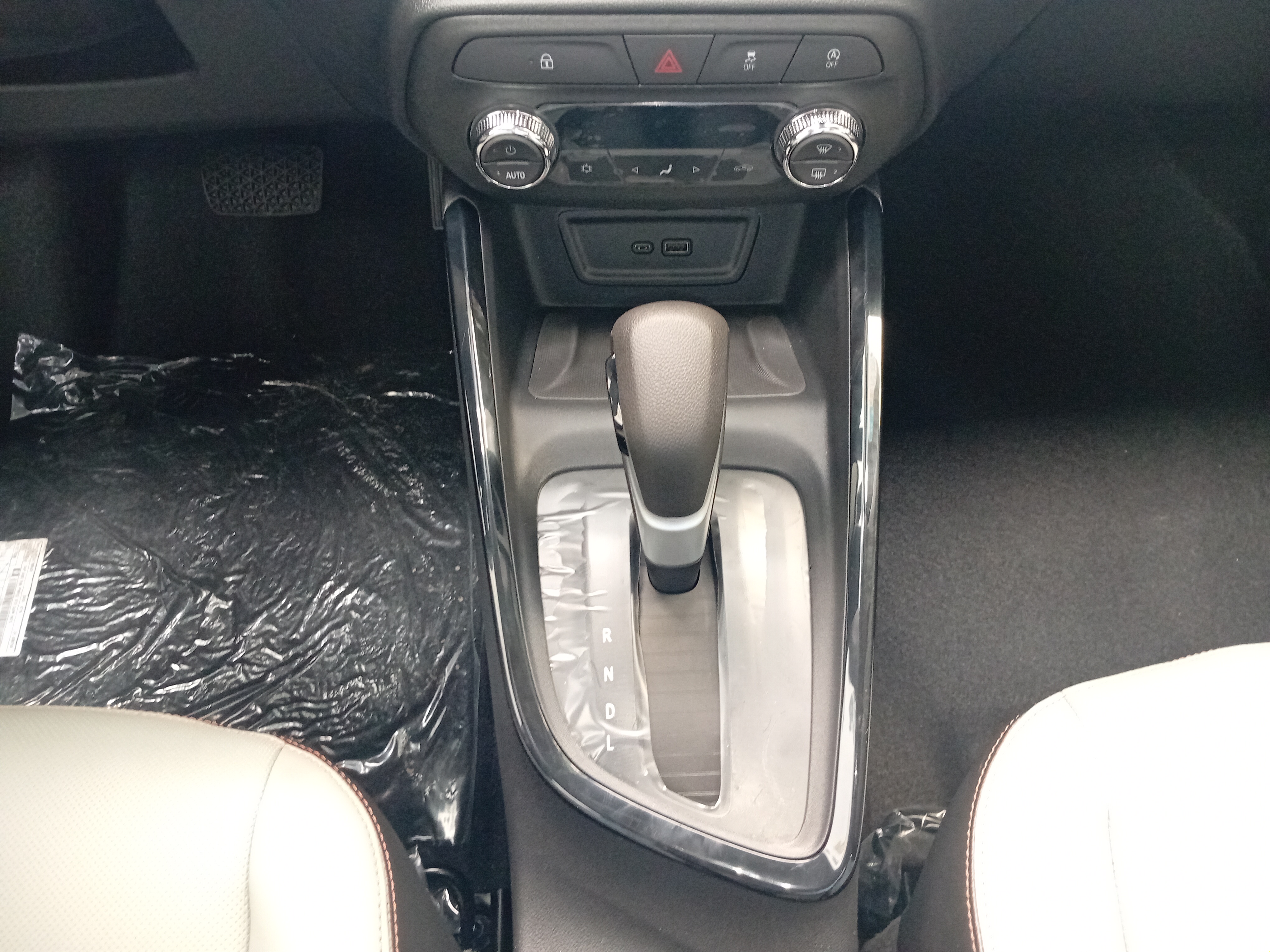 SONIC 1.0 TURBO FLEX PREMIER AUTOMÁTICO7