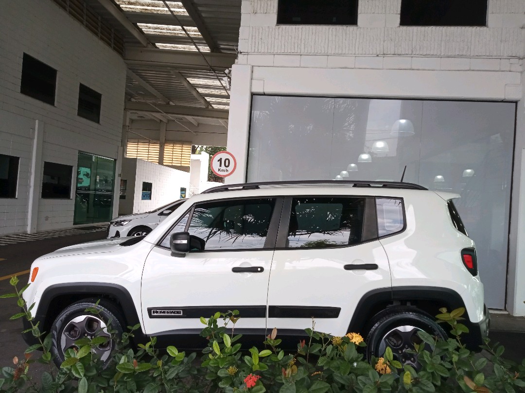 RENEGADE 1.8 16V FLEX 4P MANUAL11