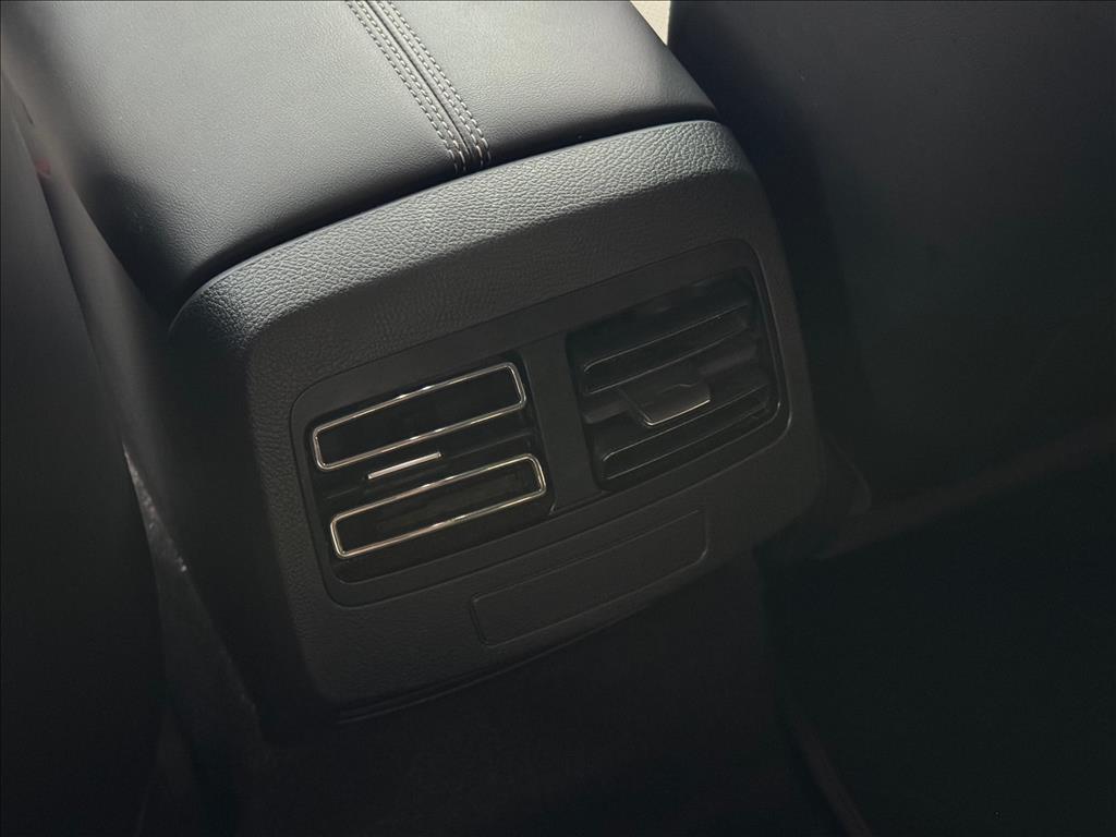 KING 1.5 DM-I PHEV GS AUTOMÁTICO11