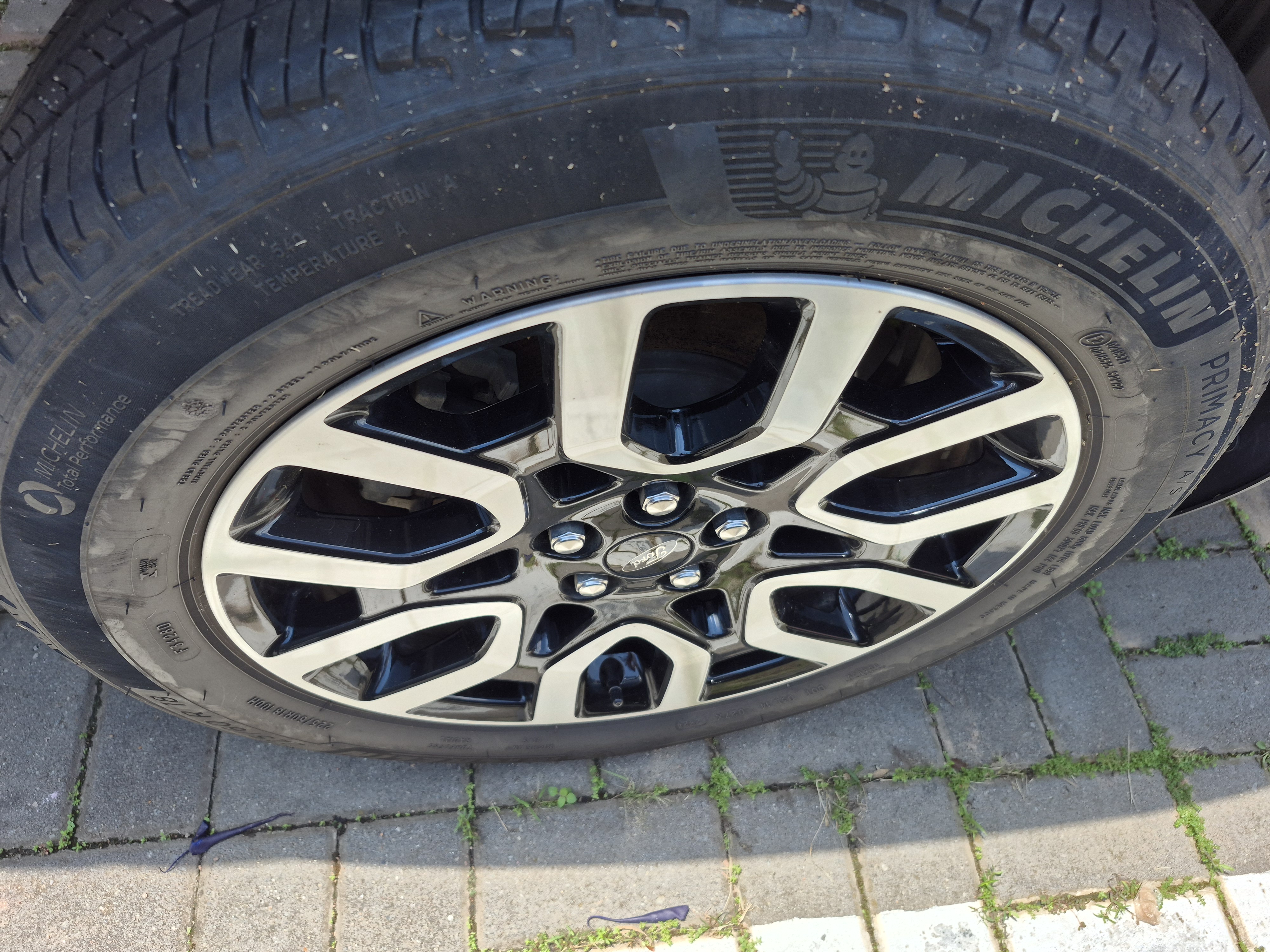 Foto ilustrativa do carro