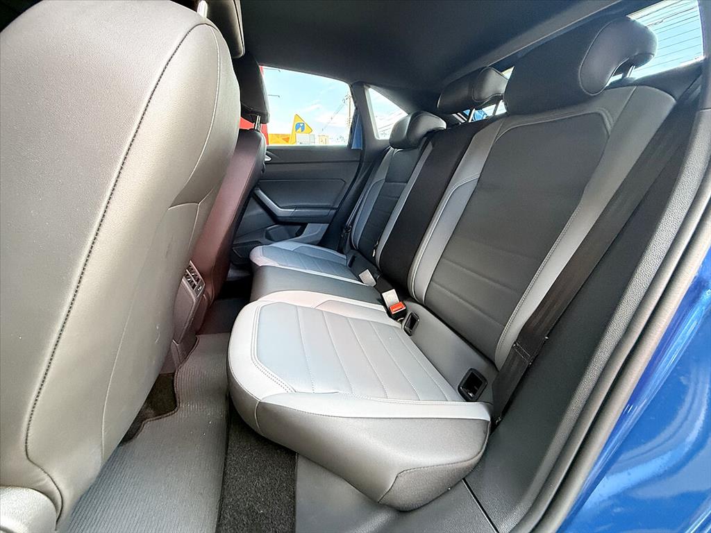 Volkswagen Nivus - 1.0 200 TSI TOTAL FLEX HIGHLINE AUTOMÁTICO