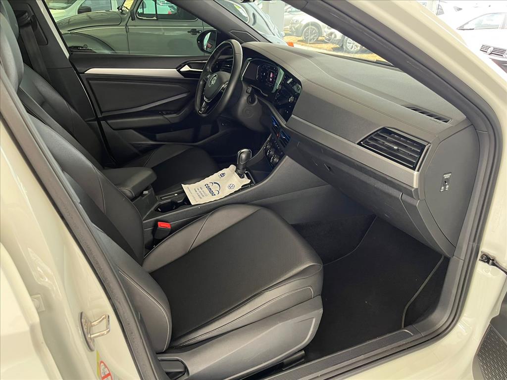 JETTA 1.4 250 TSI TOTAL FLEX R-LINE TIPTRONIC