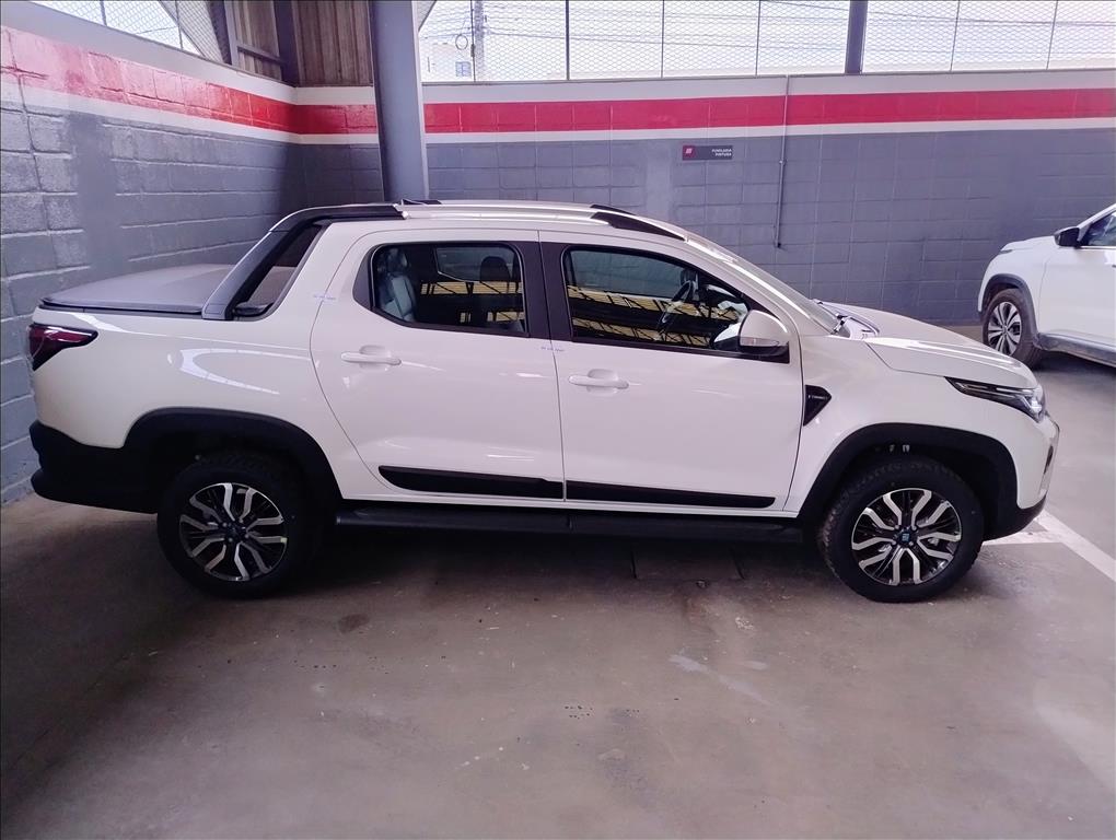 STRADA 1.0 TURBO 200 FLEX RANCH CD CVT