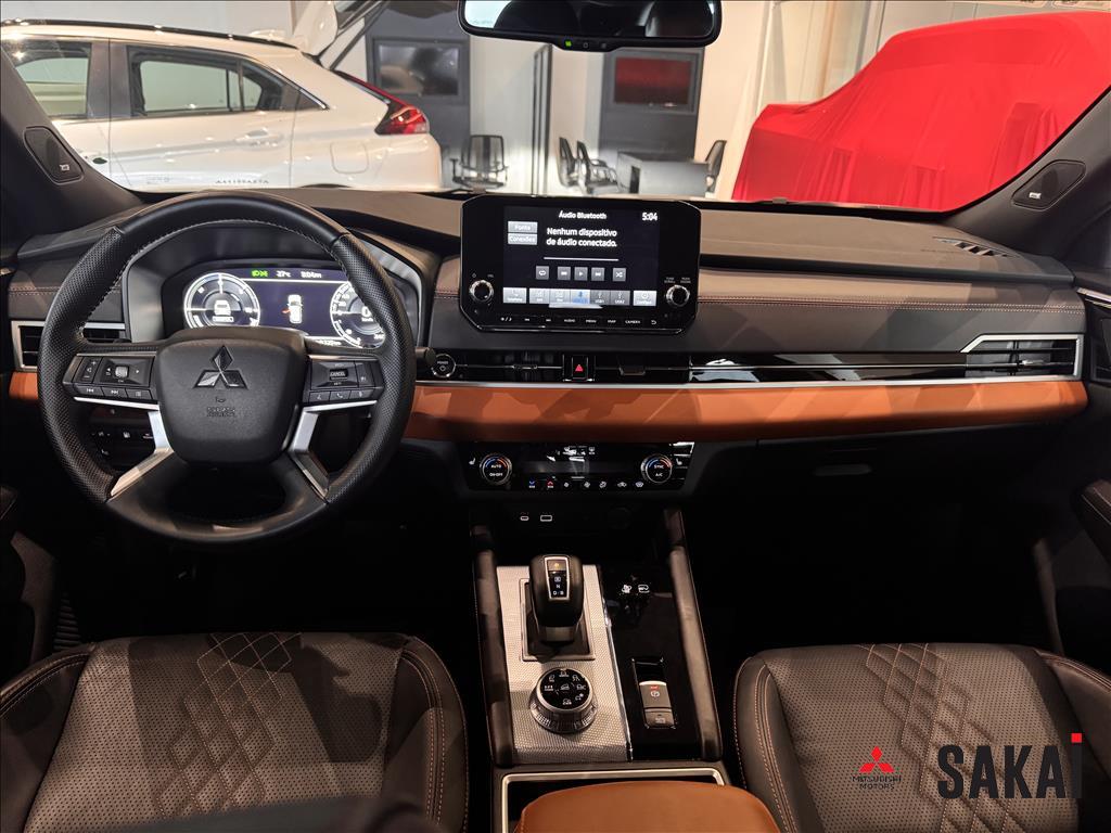 Mitsubishi-OUTLANDER-2.4 PHEV SIGNATURE S-AWC DHT