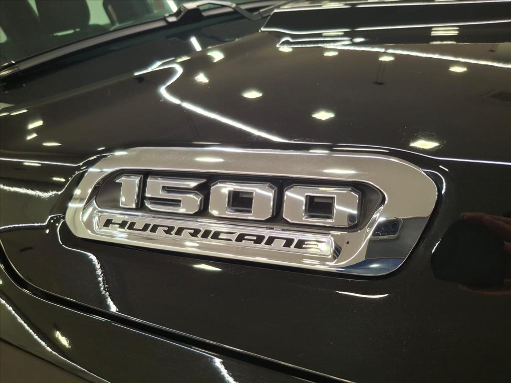 1500 3.0 HURRICANE 6 BITURBO GASOLINA BIG HORN CD 4X4 AUTOMÁTICO5