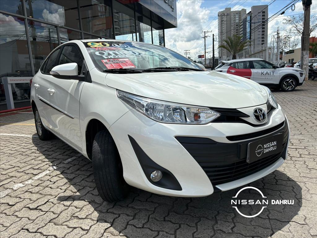 YARIS 1.5 16V FLEX SEDAN XL PLUS TECH MULTIDRIVE1