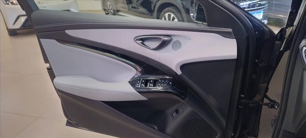 SEAL 82,5 KW ELÉTRICO AWD4