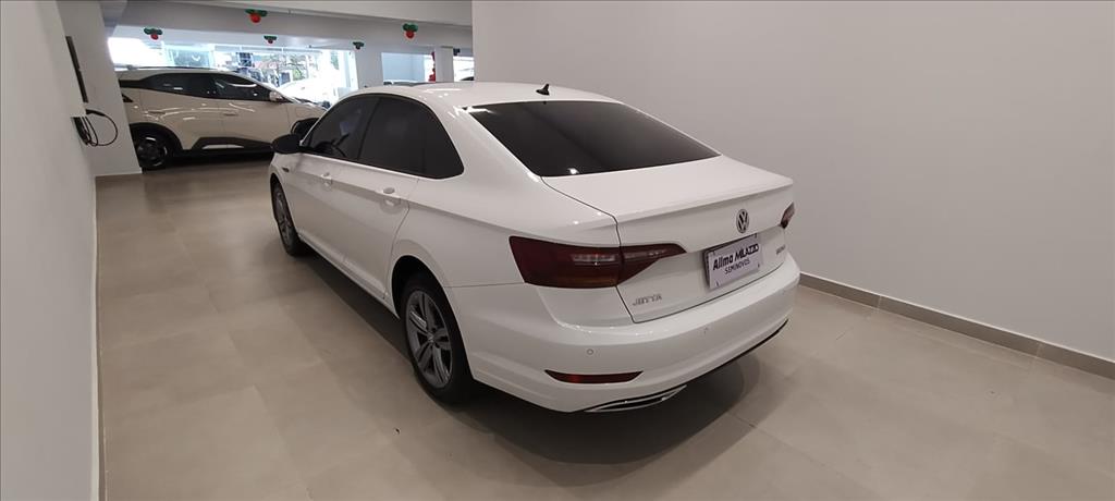 JETTA 1.4 250 TSI TOTAL FLEX R-LINE TIPTRONIC4