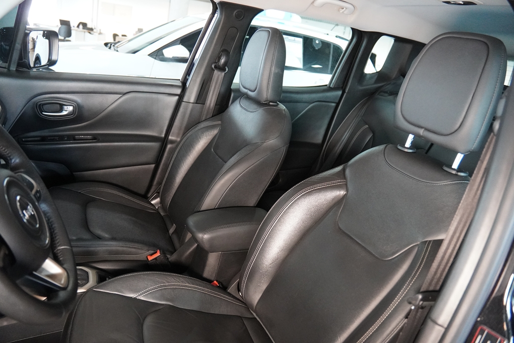 RENEGADE 1.8 16V FLEX LONGITUDE 4P AUTOMÁTICO9