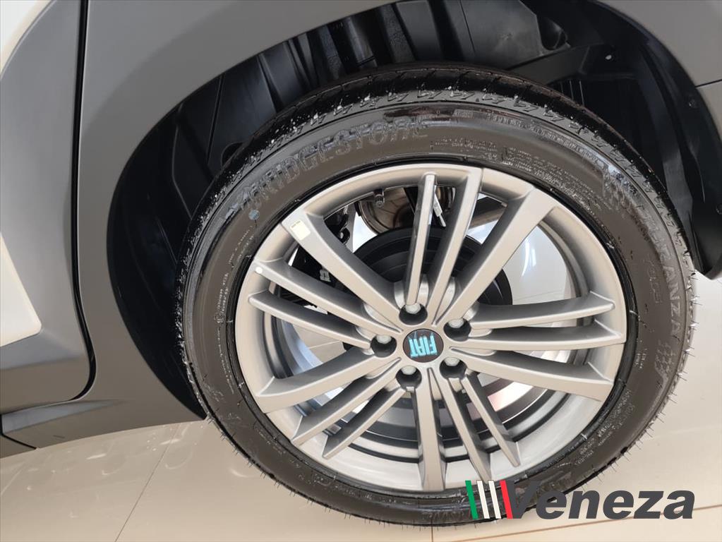 FASTBACK 1.0 TURBO 200 FLEX CVT5