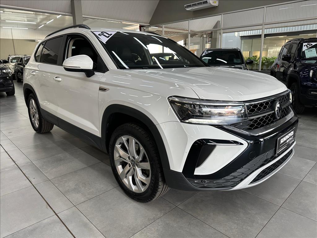 TAOS 1.4 250 TSI TOTAL FLEX COMFORTLINE AUTOMÁTICO1