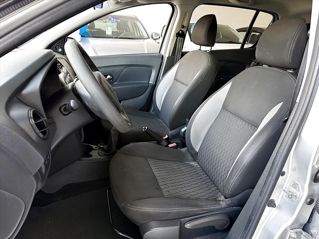 Renault Sandero - 1.6 16V SCE FLEX EXPRESSION MANUAL