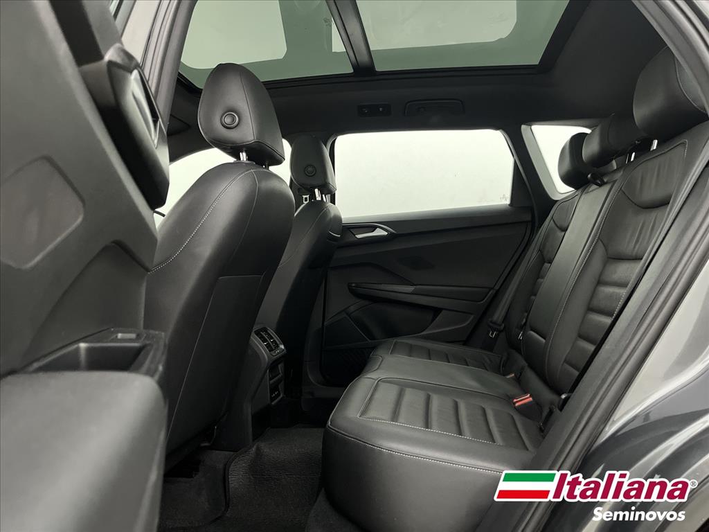 TAOS 1.4 250 TSI TOTAL FLEX HIGHLINE AUTOMÁTICO13