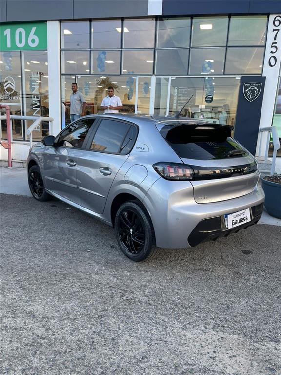 208 1.0 FIREFLY FLEX STYLE MANUAL14