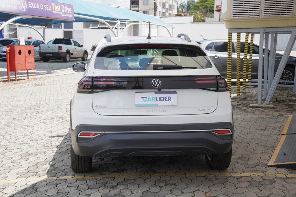 NIVUS 1.0 200 TSI TOTAL FLEX COMFORTLINE AUTOMÁTICO3