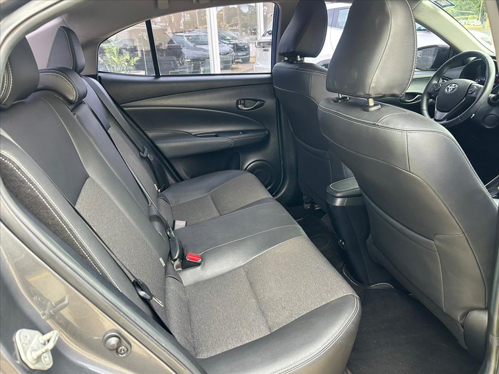Toyota-YARIS-1.5 16V FLEX SEDAN XS CONNECT MULTIDRIVE