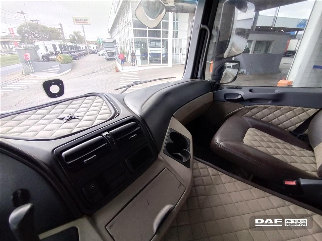 MERCEDES-BENZ-ACTROS-2546LS/33 6X2