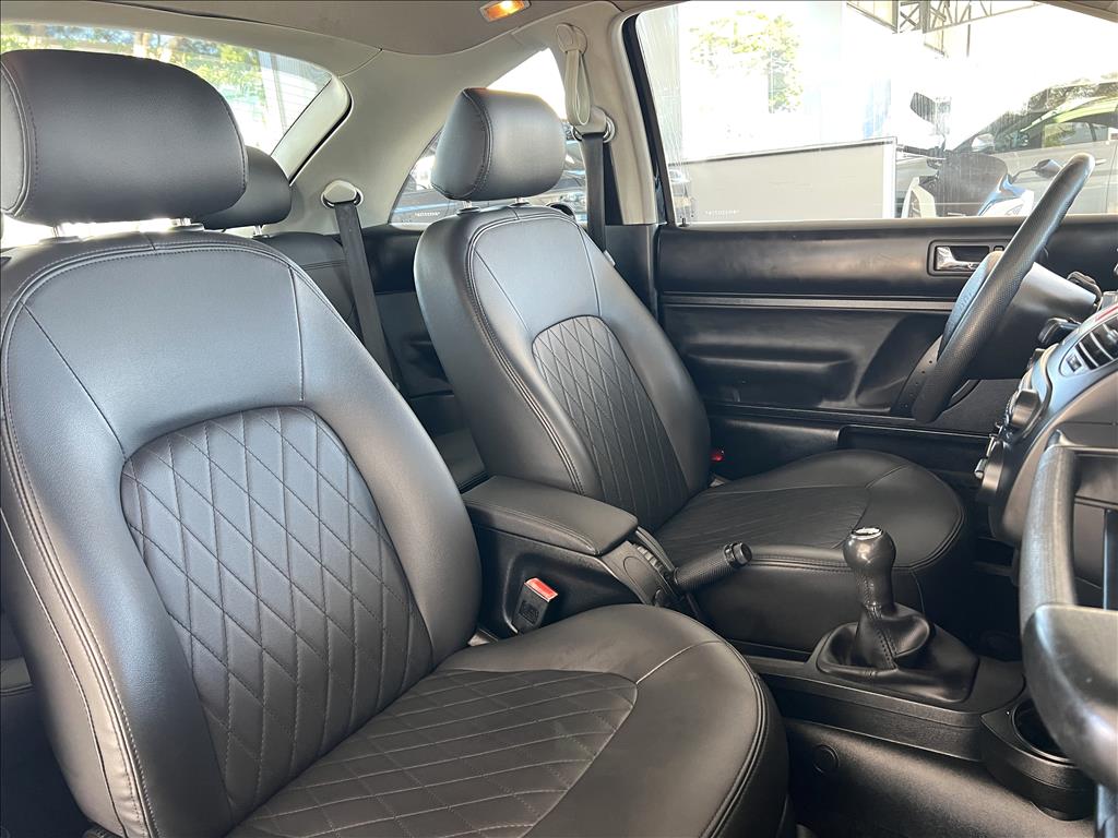 NEW BEETLE 2.0 MI 8V GASOLINA 2P MANUAL18