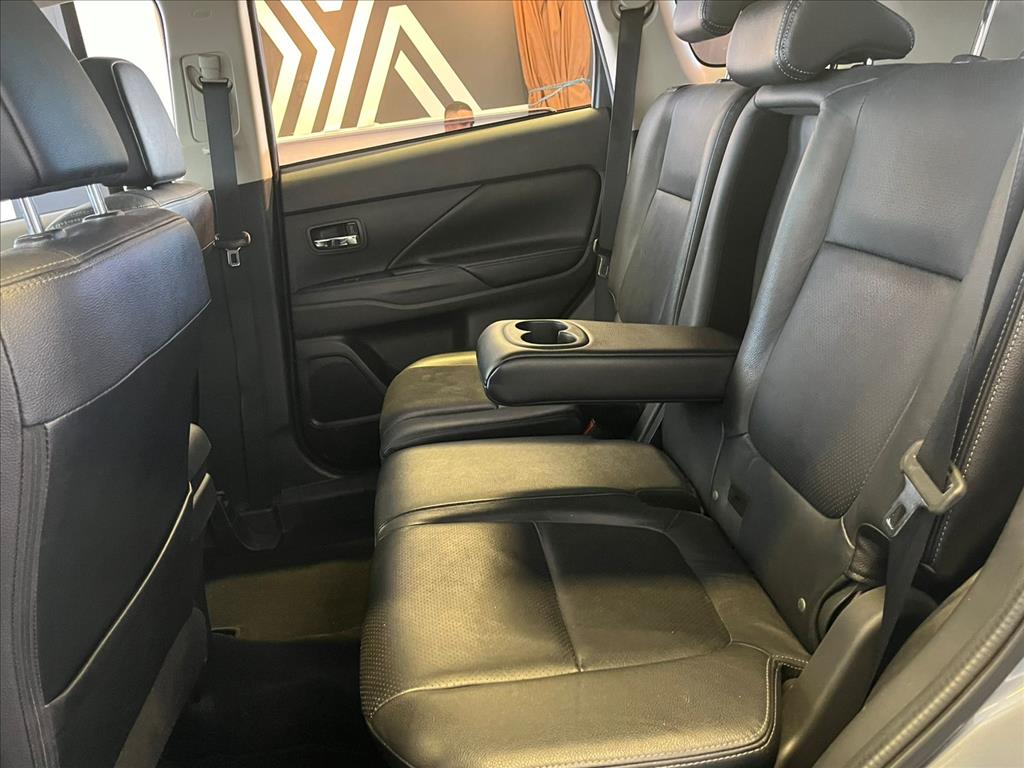 OUTLANDER 2.0 16V GASOLINA 4P AUTOMÁTICO5