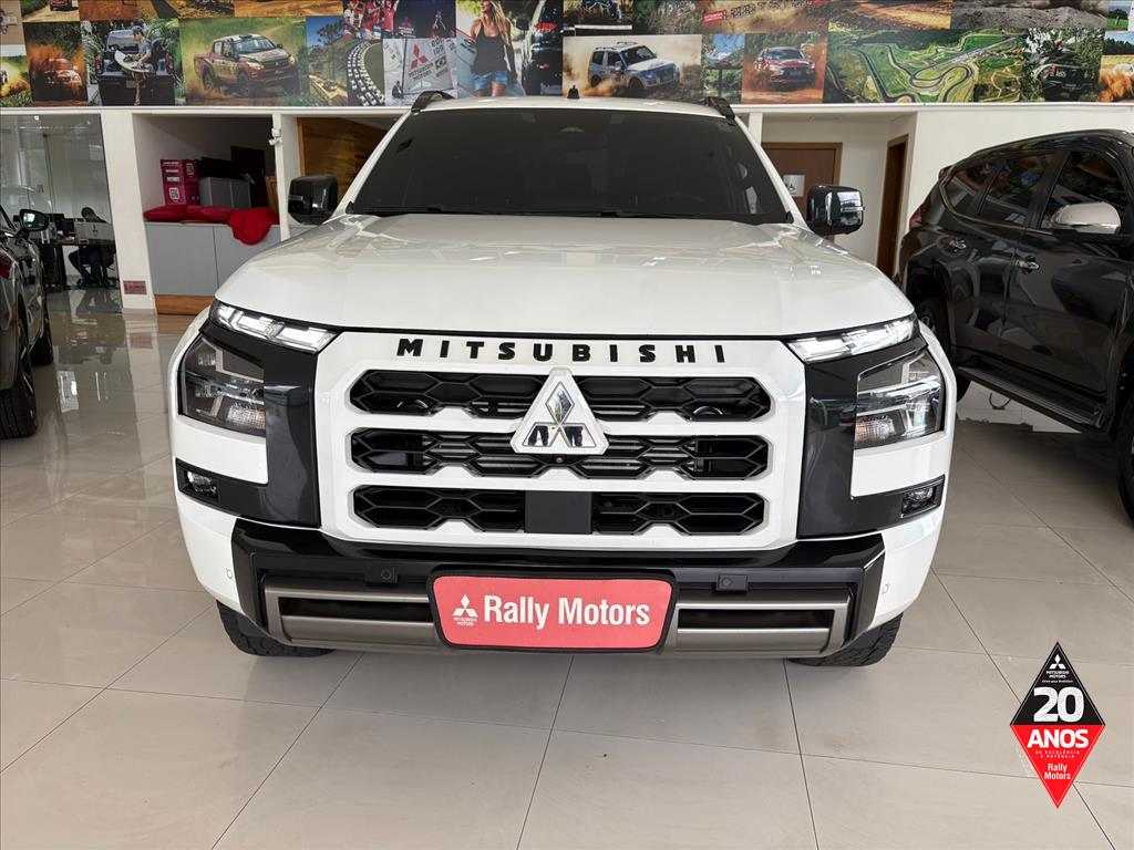 Mitsubishi-TRITON-2.4 BITURBO DIESEL CD KATANA 4X4 AUTOMÁTICO