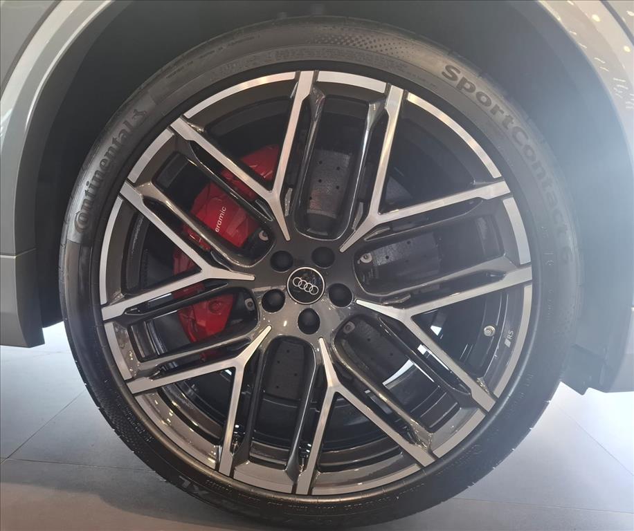 Audi-RS Q8-4.0 V8 TWINTURBO GASOLINA PERFORMANCE TIPTRONIC