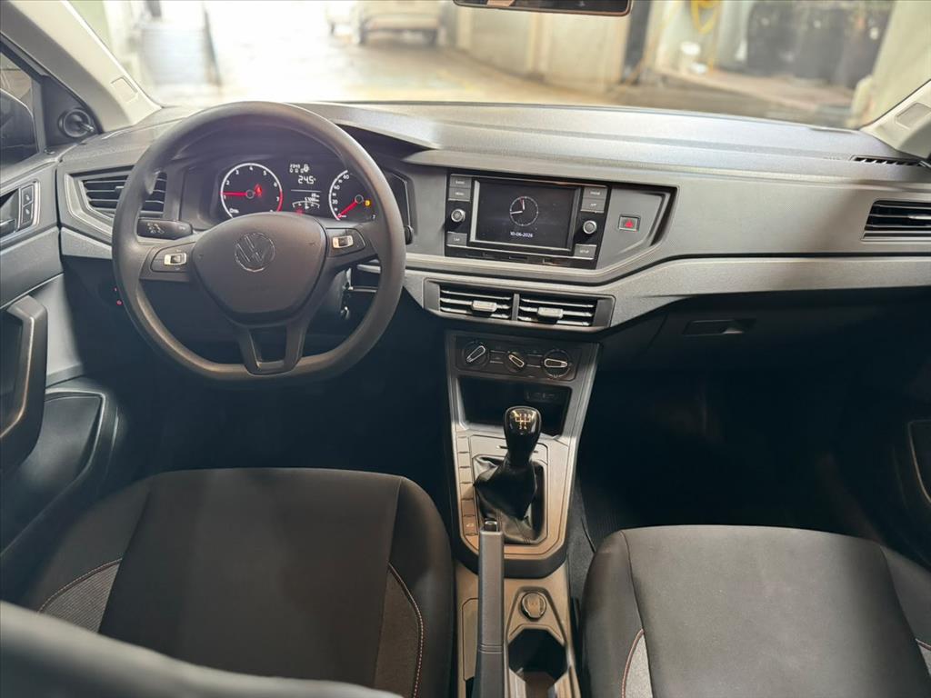 Volkswagen-POLO-1.0 MPI TRACK MANUAL