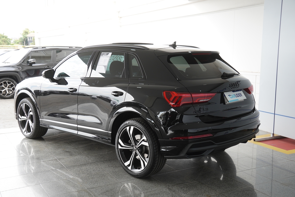 Q3 2.0 40 TFSI GASOLINA SPORTBACK PERFORMANCE BLACK PLUS QUATTRO TIPTRONIC8