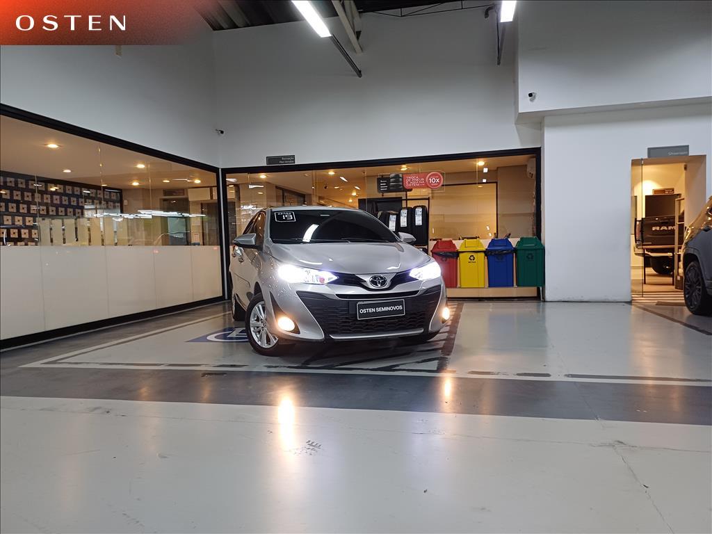 Toyota-YARIS-1.3 16V FLEX XL MULTIDRIVE