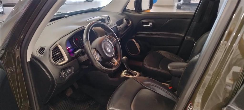 RENEGADE 1.8 16V FLEX 4P AUTOMÁTICO3