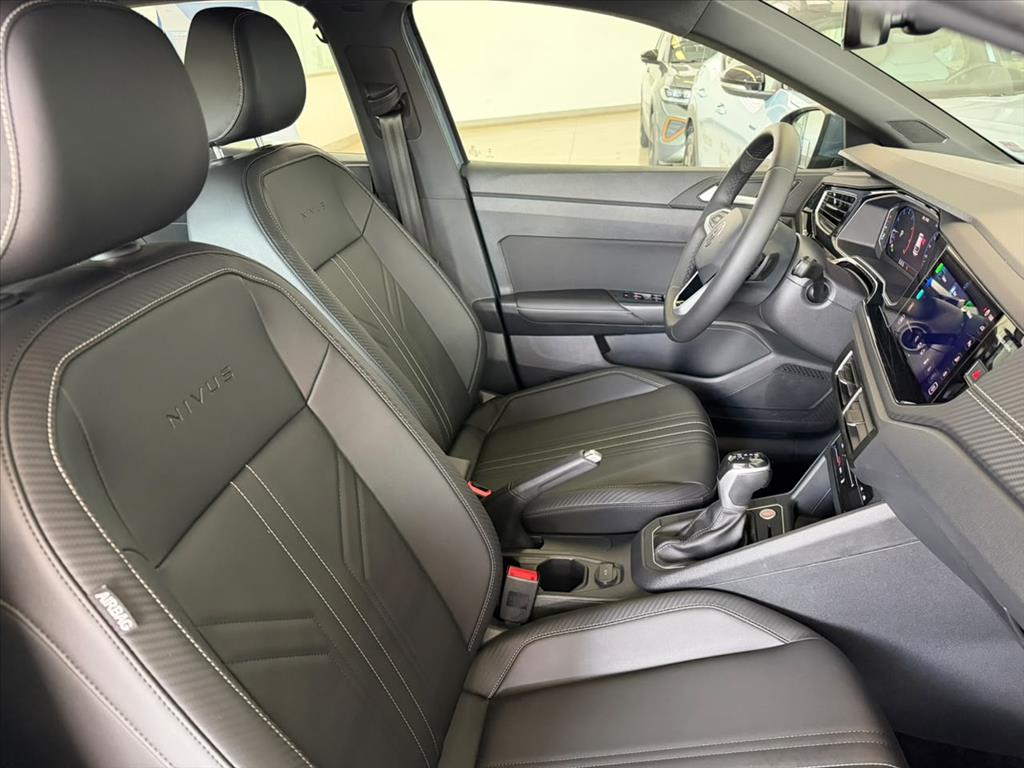 NIVUS 1.0 200 TSI TOTAL FLEX HIGHLINE AUTOMÁTICO9