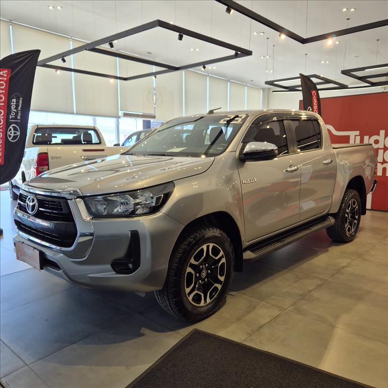 HILUX 2.8 D-4D TURBO DIESEL CD SRV 4X4 AUTOMÁTICO2