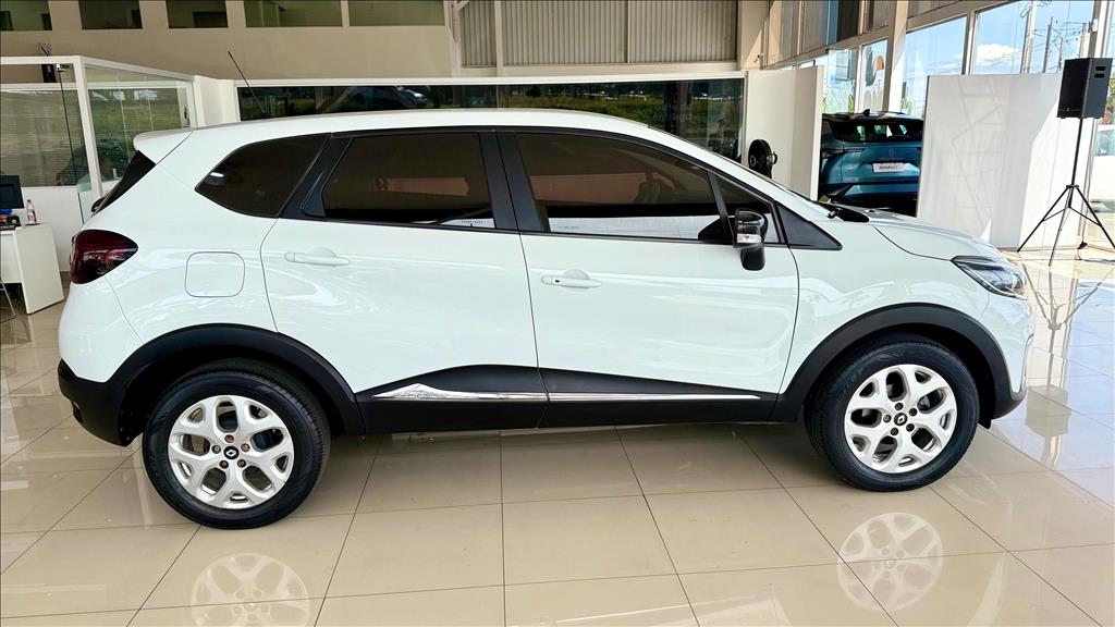 CAPTUR 1.6 16V SCE FLEX ZEN MANUAL8