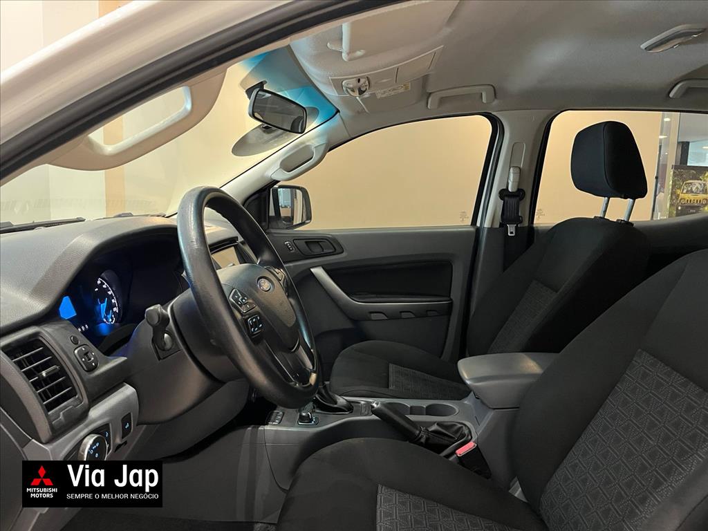 Ford-RANGER-2.2 XLS 4X4 CD 16V DIESEL 4P AUTOMÁTICO
