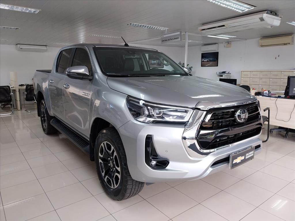 HILUX 2.8 D-4D TURBO DIESEL CD SRX 4X4 AUTOMÁTICO