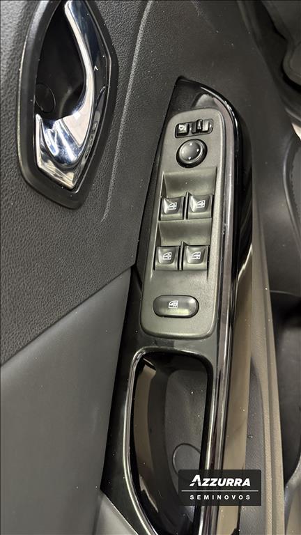 CAPTUR 2.0 16V HI-FLEX INTENSE AUTOMÁTICO10