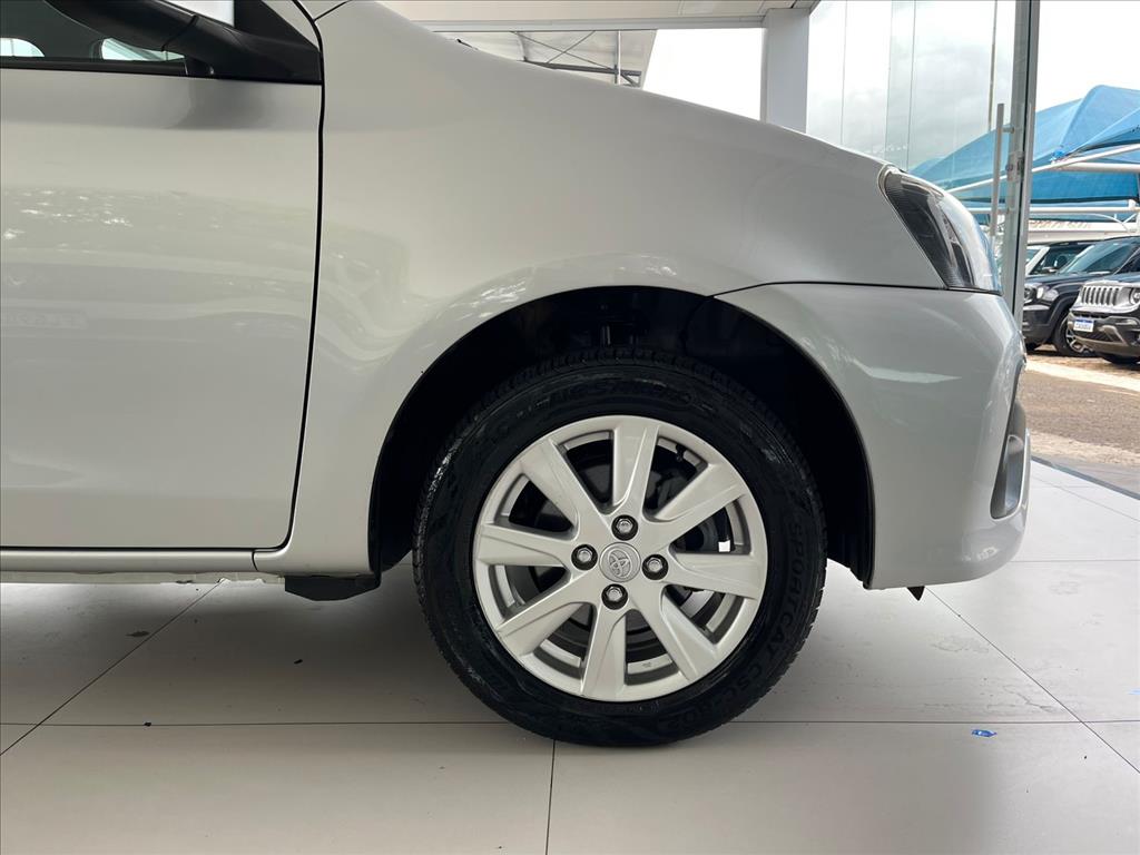 ETIOS 1.5 X PLUS SEDAN 16V FLEX 4P AUTOMÁTICO4