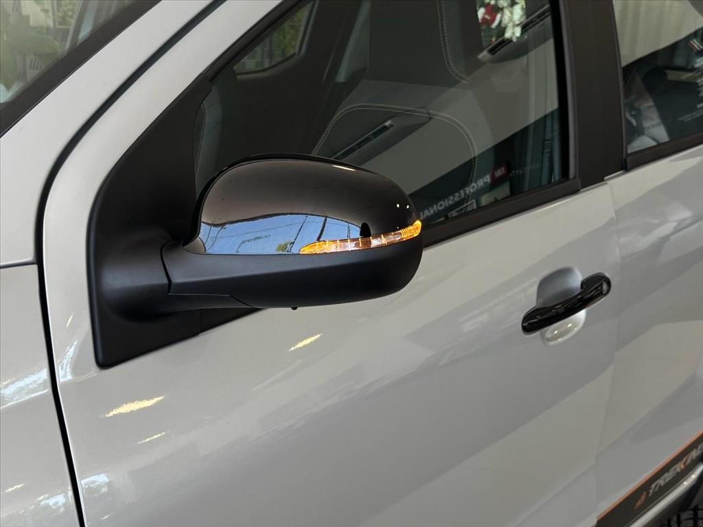 MOBI 1.0 FIREFLY FLEX TREKKING MANUAL7