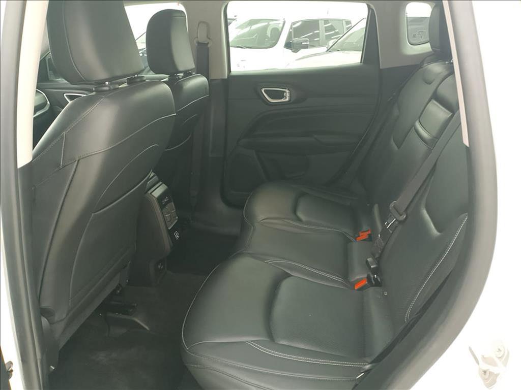 Jeep-COMPASS-1.3 T270 TURBO FLEX LONGITUDE AT6