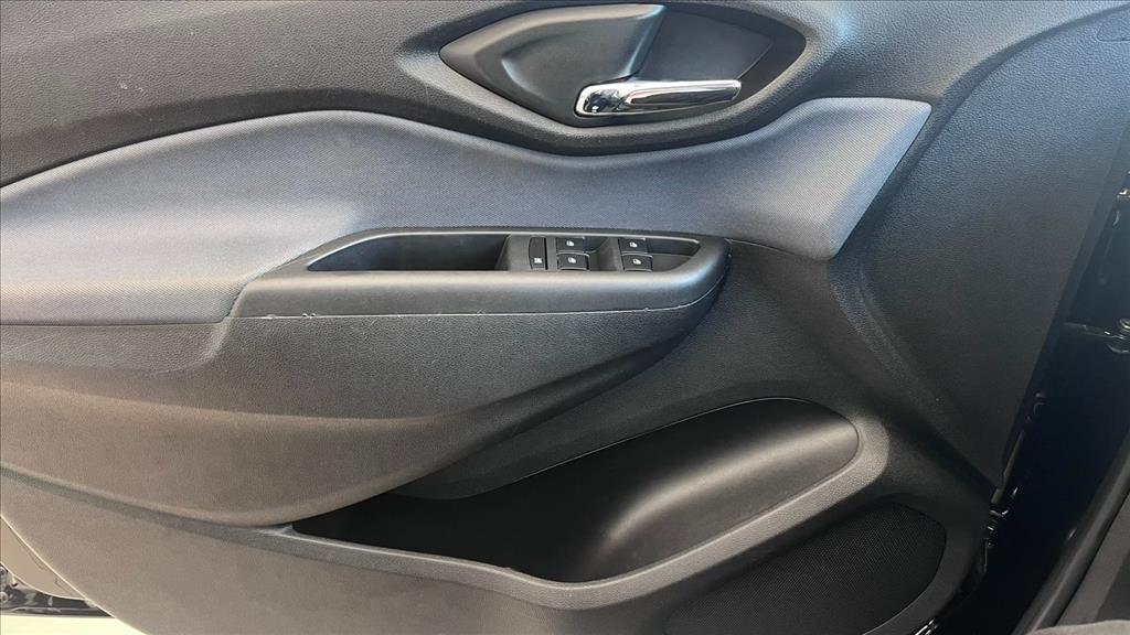 ONIX 1.4 MPFI ACTIV 8V FLEX 4P AUTOMÁTICO10