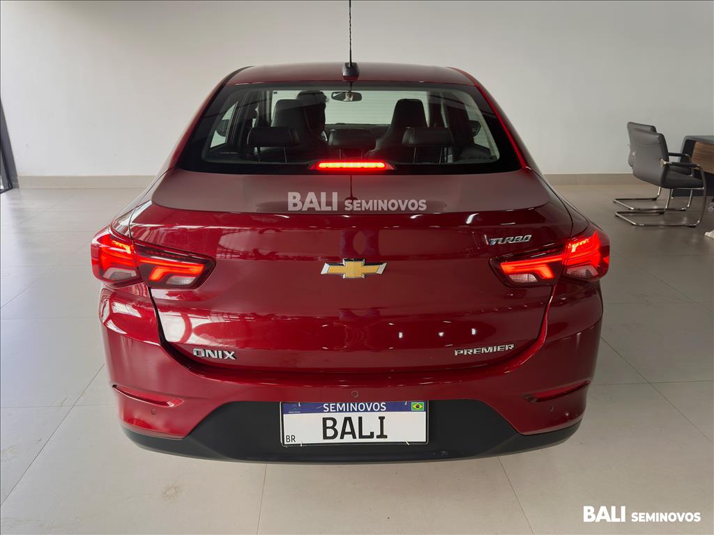 ONIX PLUS 1.0 TURBO FLEX PREMIER AUTOMÁTICO4
