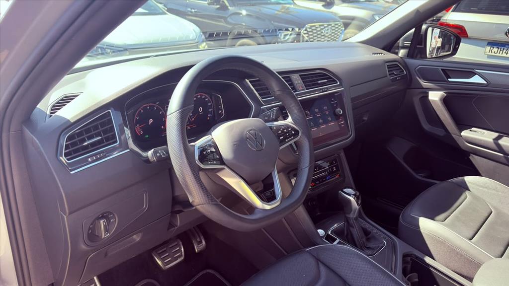 TIGUAN 2.0 300 TSI GASOLINA ALLSPACE R-LINE AUTOMÁTICO9