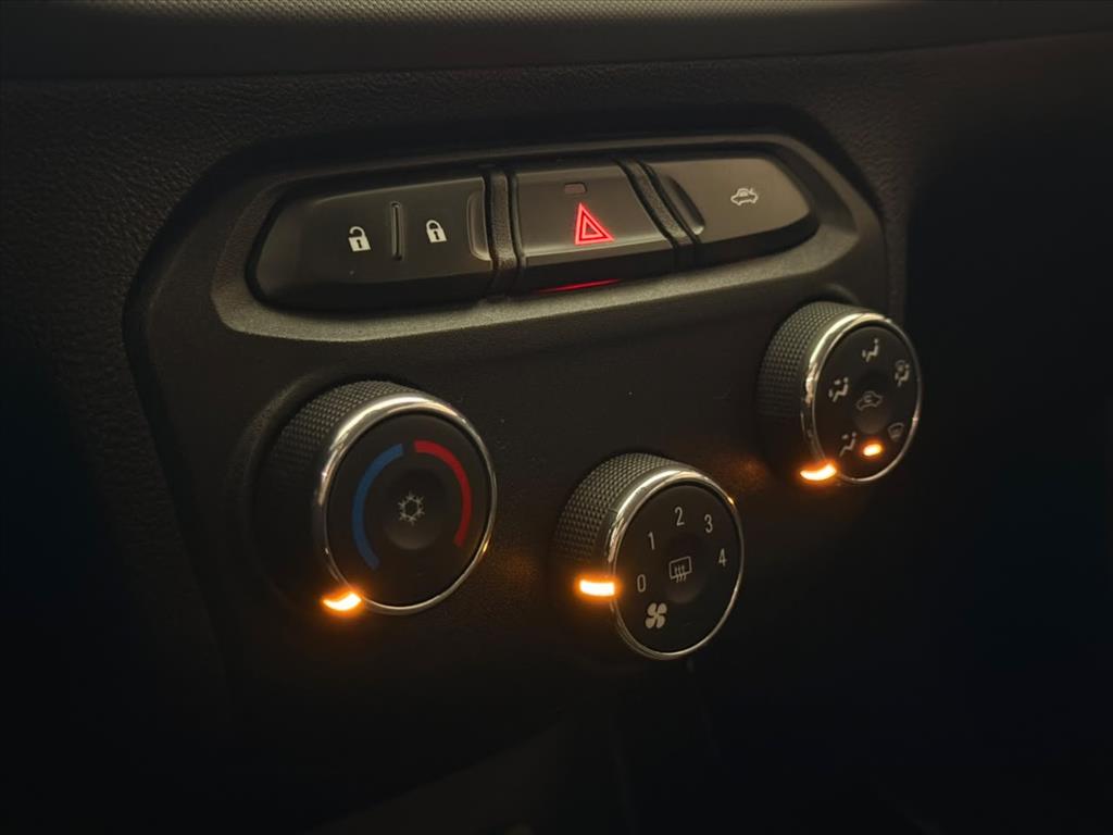 ONIX 1.4 MPFI LTZ 8V FLEX 4P MANUAL10