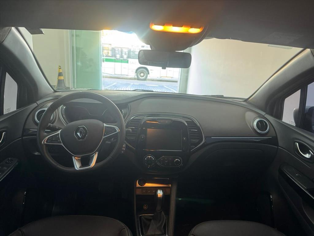 Renault-CAPTUR-1.3 TCE FLEX ICONIC X-TRONIC
