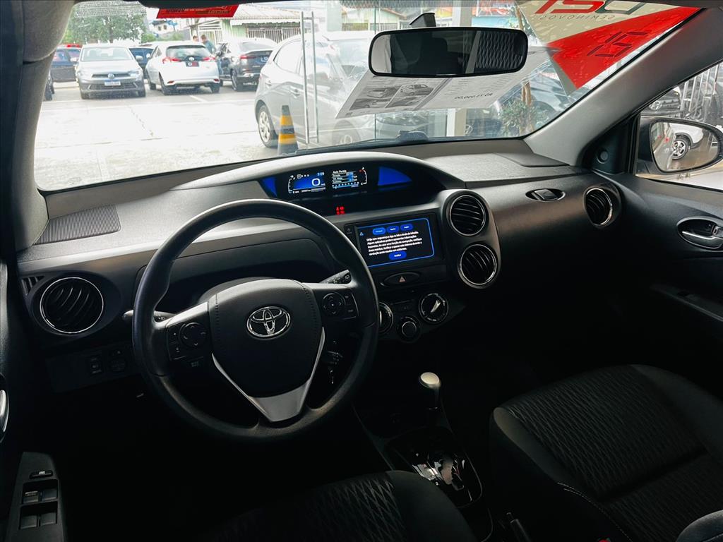 Toyota-ETIOS-1.5 X PLUS 16V FLEX 4P AUTOMÁTICO